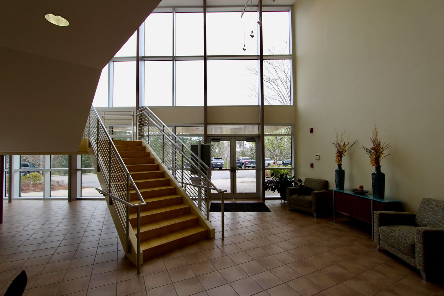 Class A Office/Medical : 2 Southern Point Pkwy, Hattiesburg, MS 39401